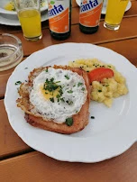 Leberkäs Mit Spiegelei Und Kartoffelsalat